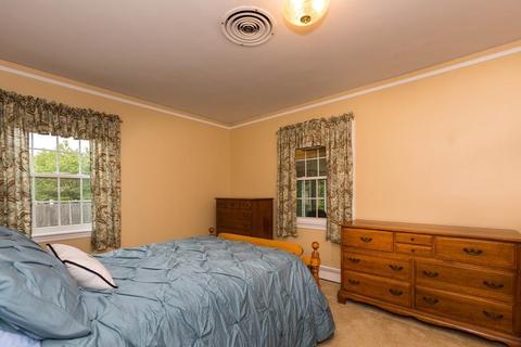 129 Glen Rd, Woonsocket, RI 02895 photo 14