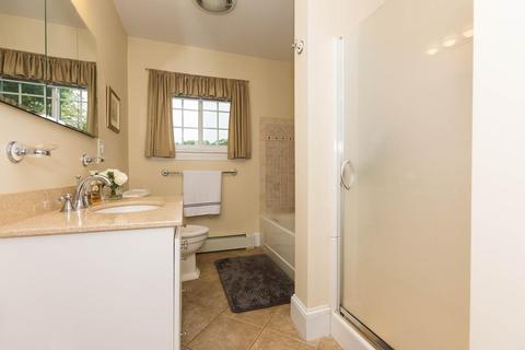 129 Glen Rd, Woonsocket, RI 02895 photo 13