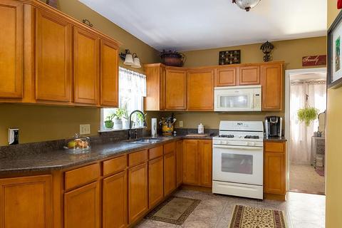 51 Small St, Fall River, MA 02720 photo 9