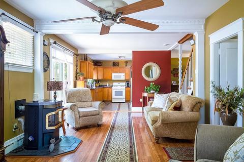 51 Small St, Fall River, MA 02720 photo 3