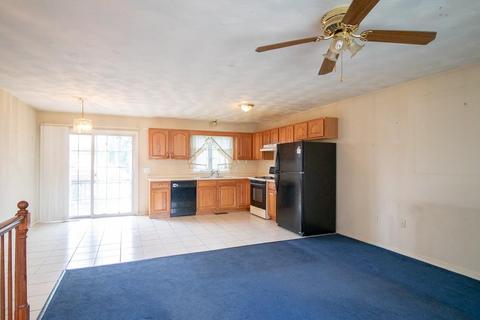 56 Terrace St, Fall River, MA 02721 photo 11