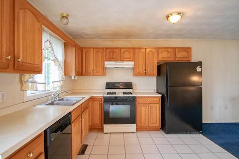 56 Terrace St, Fall River, MA 02721 photo 32