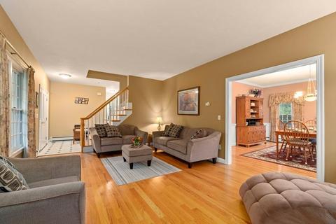 12 Brousseau Dr, Upton, MA 01568 photo 8
