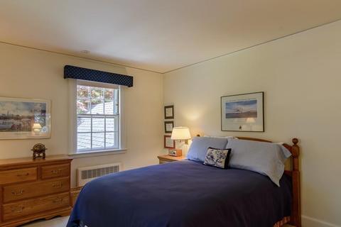 56 Fox Hill Rd, Wellesley, MA 02481 photo 11