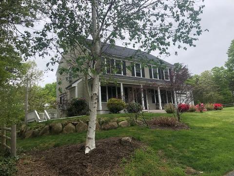 7 Webquish Ln, Mashpee, MA 02649 photo 2