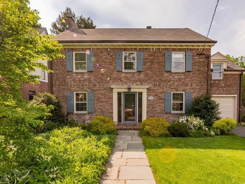 1663 Washington, Newton, MA 02465 photo 1