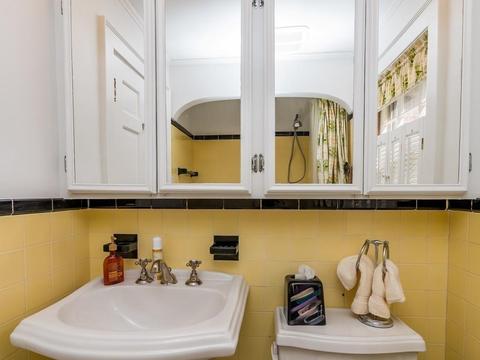 1663 Washington, Newton, MA 02465 photo 22