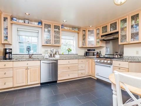 1663 Washington, Newton, MA 02465 photo 9