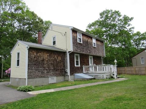 21 Winslow Ln, Wareham, MA 02571 photo 2