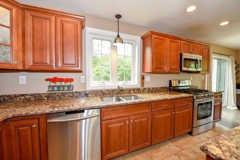 804 Main St, Dunstable, MA 01827 photo 4