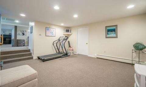 105 Maple St, Easthampton, MA 01027 photo 20