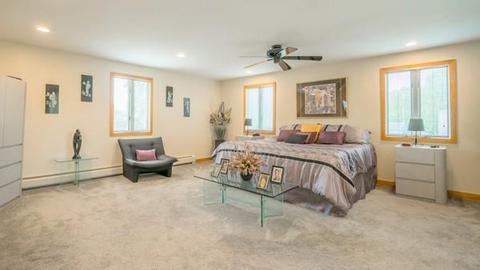 105 Maple St, Easthampton, MA 01027 photo 13