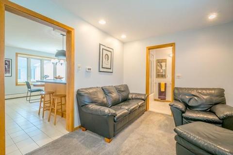 105 Maple St, Easthampton, MA 01027 photo 8