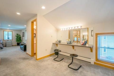 105 Maple St, Easthampton, MA 01027 photo 14