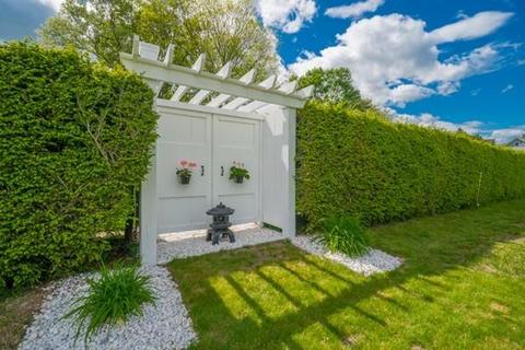105 Maple St, Easthampton, MA 01027 photo 27