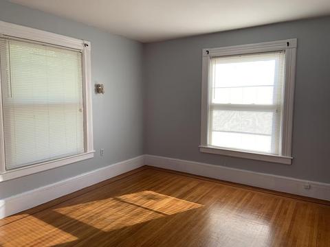 47 Merwin St, Springfield, MA 01107 photo 15