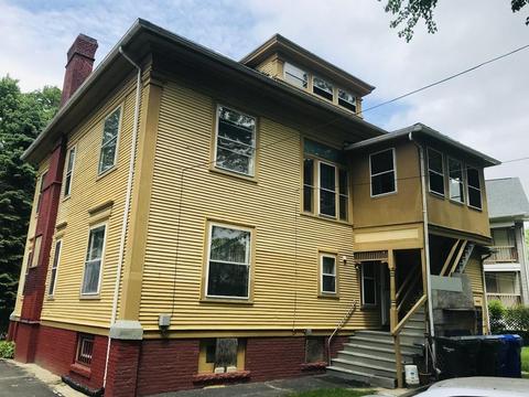 47 Merwin St, Springfield, MA 01107 photo 4