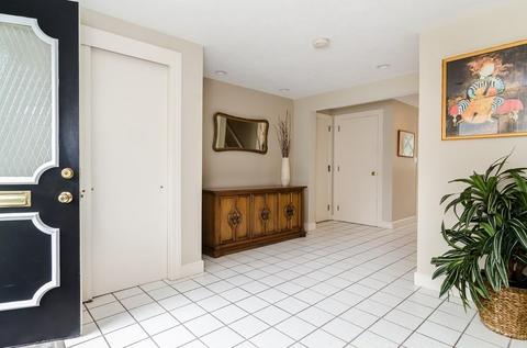 15 Meredith Cir, Needham, MA 02492 photo 3
