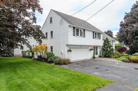 15 Meredith Cir, Needham, MA 02492 photo 2