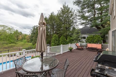 40 Wildwood Dr, Needham, MA 02492 photo 16