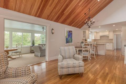 40 Wildwood Dr, Needham, MA 02492 photo 11
