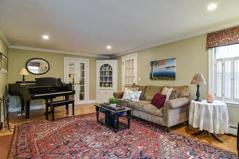 39 Thornton Rd, Needham, MA 02492 photo 5