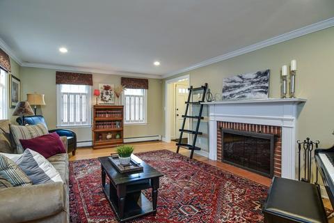 39 Thornton Rd, Needham, MA 02492 photo 4