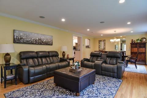 39 Thornton Rd, Needham, MA 02492 photo 14