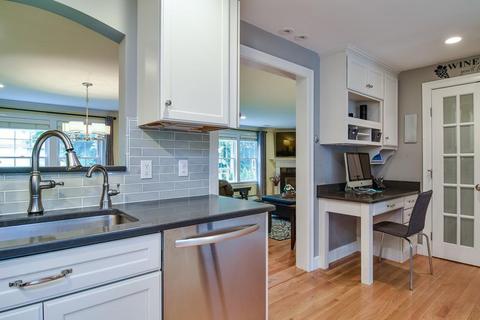 39 Thornton Rd, Needham, MA 02492 photo 11