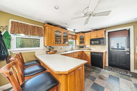 339 Spring St, Hanson, MA 02341 photo 4