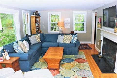29 Howland Ln, Hingham, MA 02043 photo 10