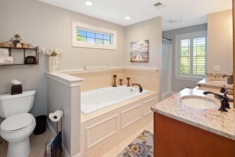 8 Christopher Ln, Hanson, MA 02341 photo 19