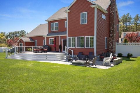 8 Christopher Ln, Hanson, MA 02341 photo 26