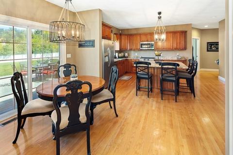 8 Christopher Ln, Hanson, MA 02341 photo 7