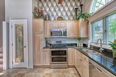 49 Walnut St, Millis, MA 02054 photo 12