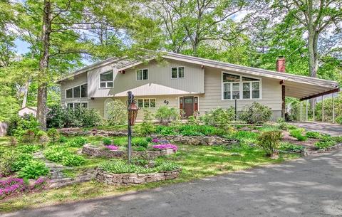 49 Walnut St, Millis, MA 02054 photo 1