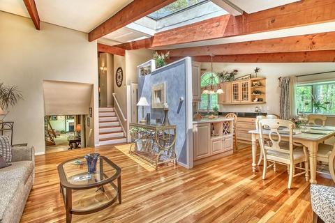 49 Walnut St, Millis, MA 02054 photo 9