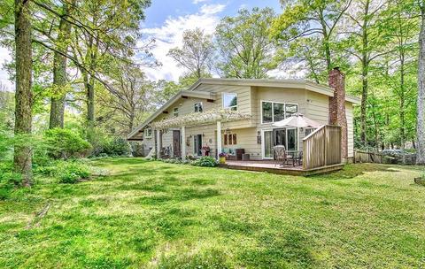 49 Walnut St, Millis, MA 02054 photo 23