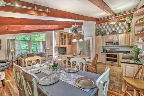 49 Walnut St, Millis, MA 02054 photo 10