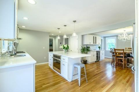 4 Hemlock Rd, Andover, MA 01810 photo 6
