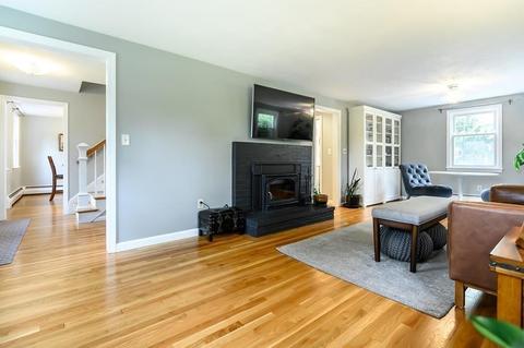 4 Hemlock Rd, Andover, MA 01810 photo 12