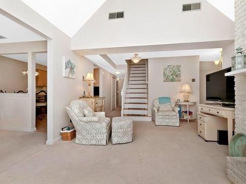 84 Walpole St #1F, Canton, MA 02021 photo 4
