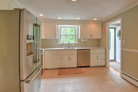 2 Sunset Dr, Ipswich, MA 01938 photo 4