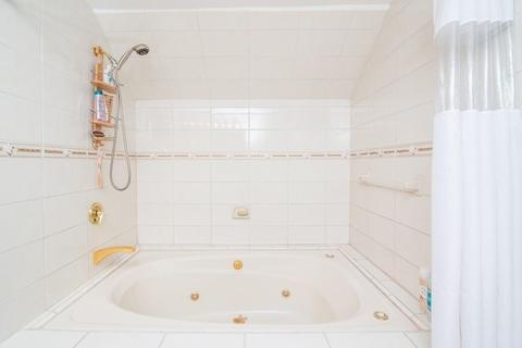 124 Hermon St, Winthrop, MA 02152 photo 18
