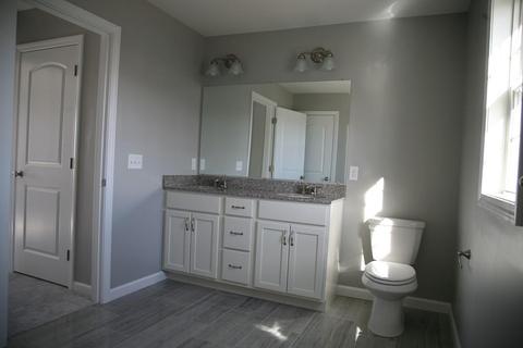 252 Naismith St, Springfield, MA 01104 photo 13
