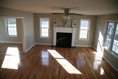252 Naismith St, Springfield, MA 01104 photo 5