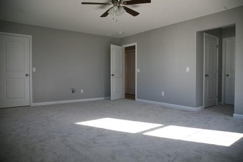 252 Naismith St, Springfield, MA 01104 photo 12