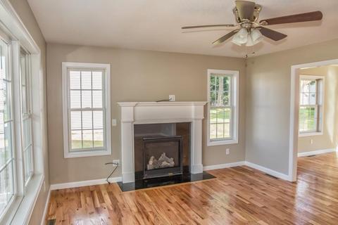 288 Naismith St, Springfield, MA 01104 photo 9