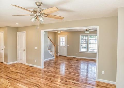288 Naismith St, Springfield, MA 01104 photo 6