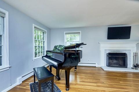 13 Cider Mill Rd, Framingham, MA 01701 photo 3